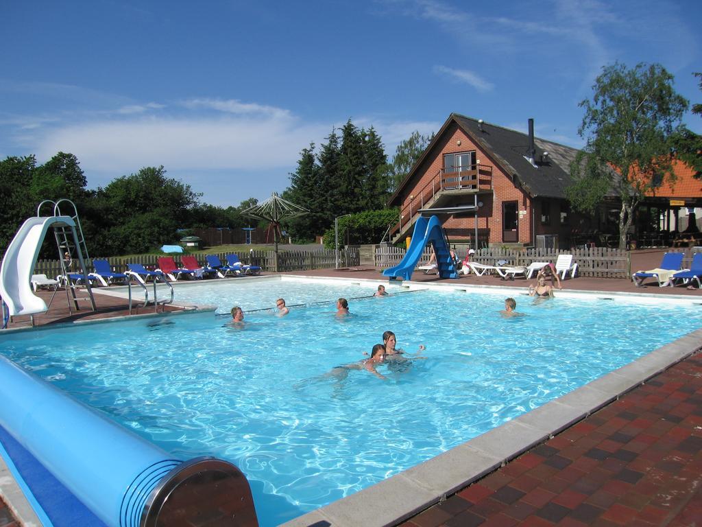 Lyngholt Familiecamping Hotel Allinge-Sandvig Buitenkant foto